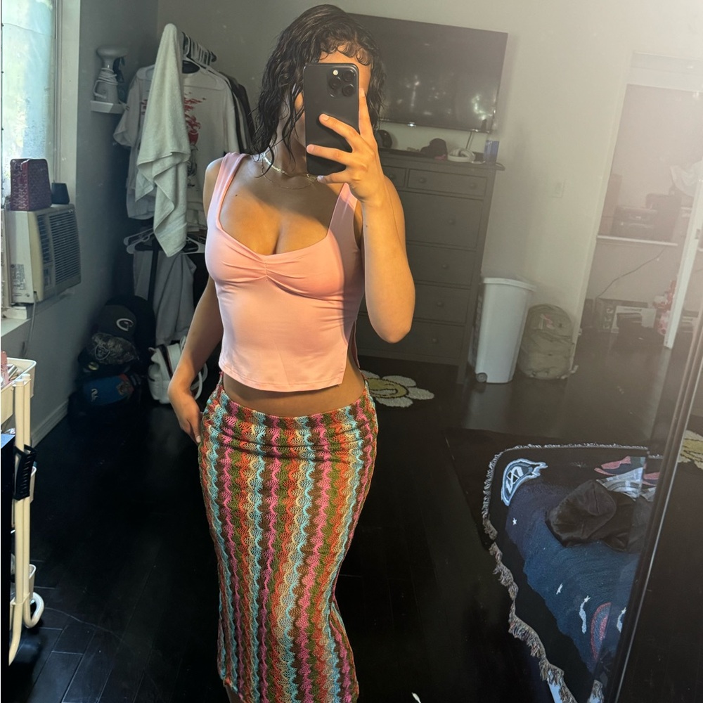 pink crop top